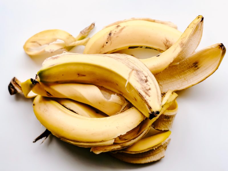 banana-snack-hiking